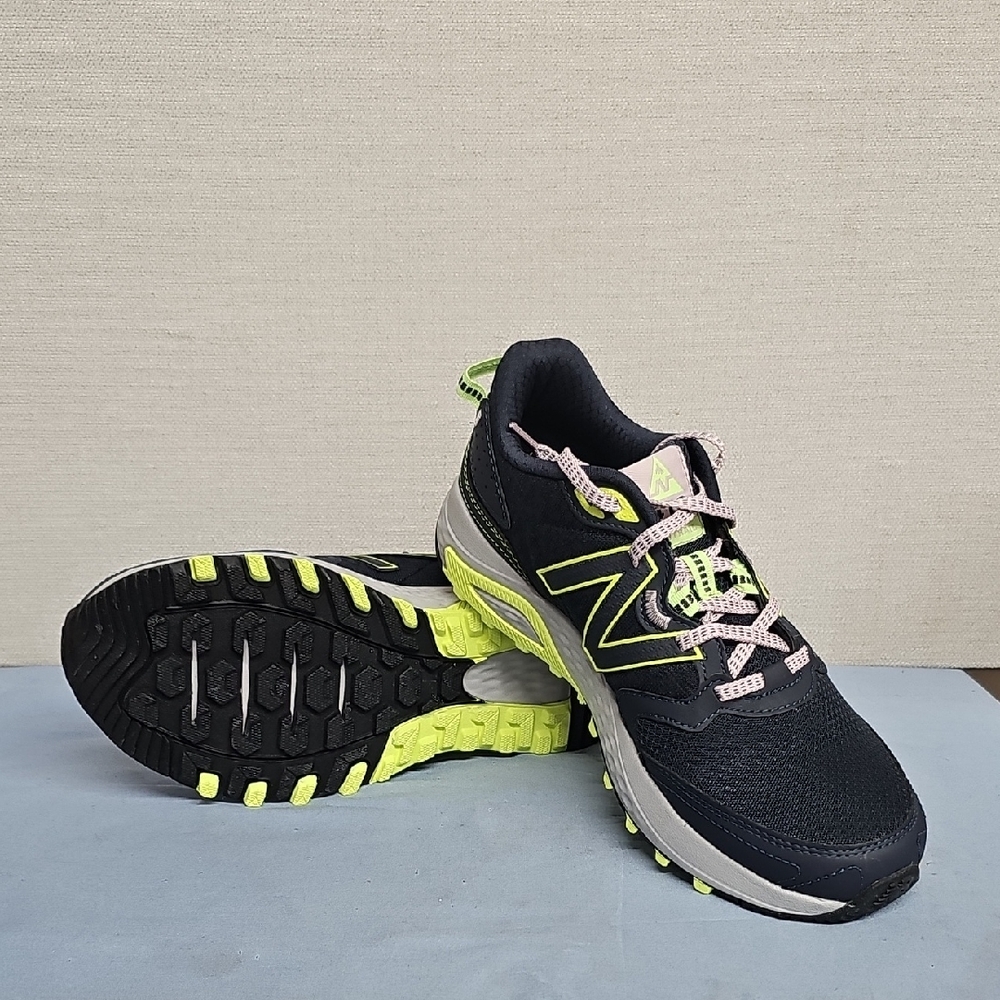 NEW BALANCE 410 V7 TRAIL SNEAKERS BFPM-08-055